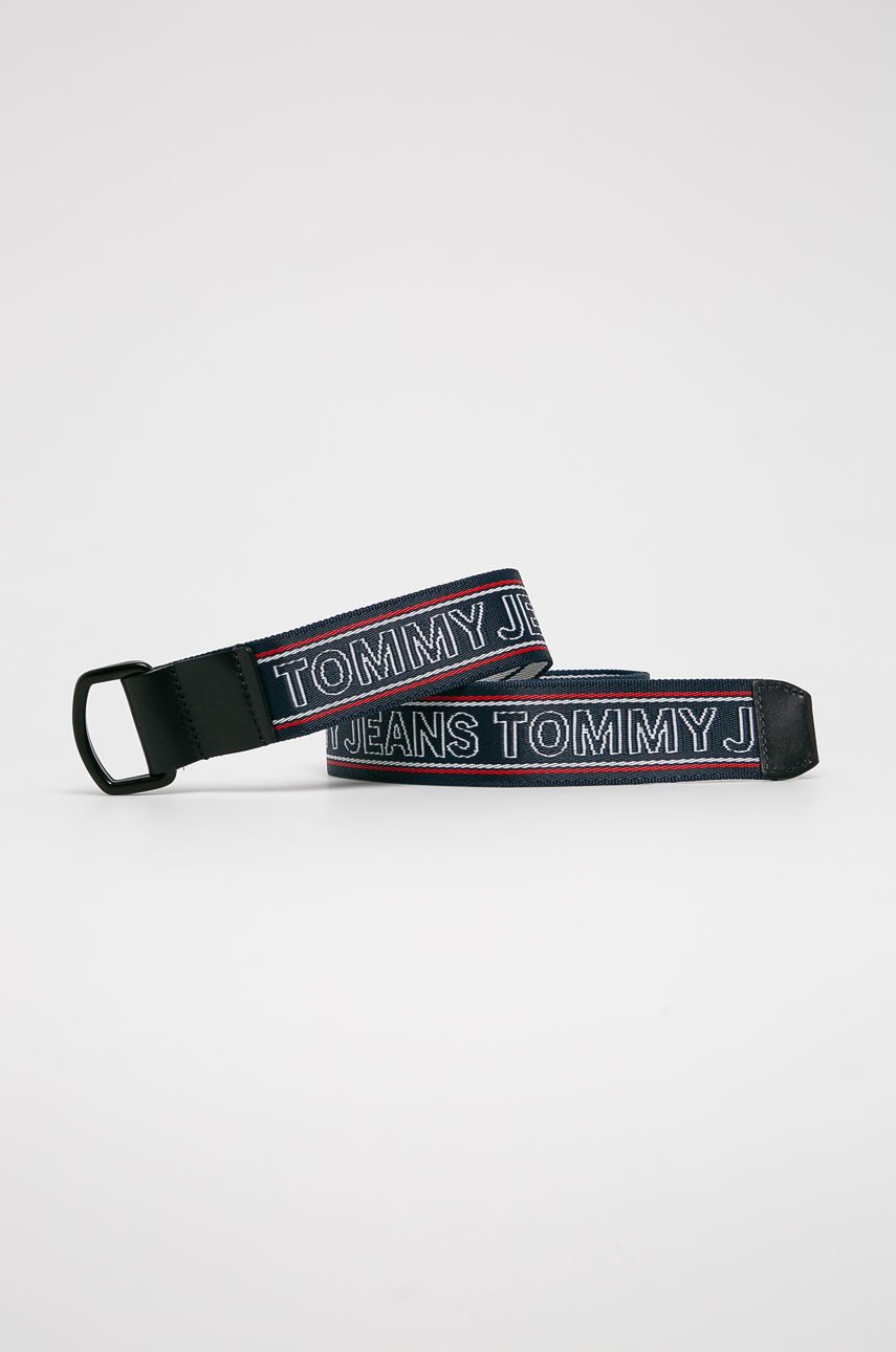 Tommy Jeans - Öv fotója