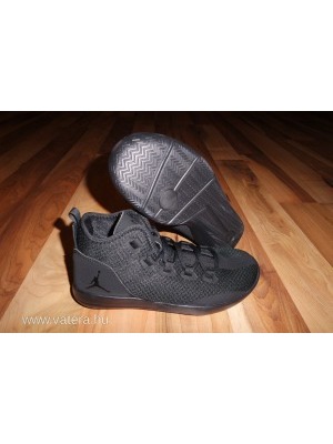 EREDETI Nike Air Jordan REVEAL BG női vagy gyerek kosárlabda cipő fekete utcai 36 os ÚJ AKCIÓ << lejárt 255620
