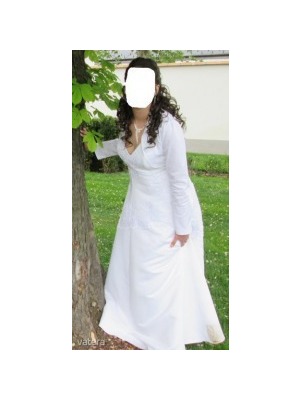 Menyasszonyi ruha esküvői ruha << lejárt 618169