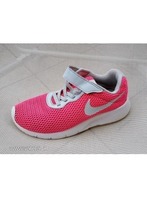 Nike Tanjun rózsaszín, szuper könnyű cipő, sportcipő, edzőcipő << lejárt 71958