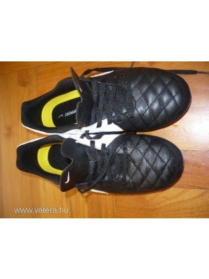 NIKE Tiempo bőr focis stoplis cipő EUR 38 UK 5 bth: 24 cm << lejárt 389249