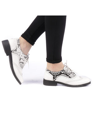 Verrona fehér női cipő << lejárt 952570