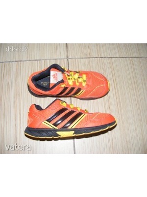 Adidas 32-es (UK 13.5) sportcipő, bth.: 20,5 cm << lejárt 793707