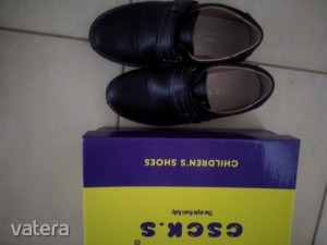 33-as fekete olasz bőr cipő alkalmi << lejárt 8246429 39 fotója