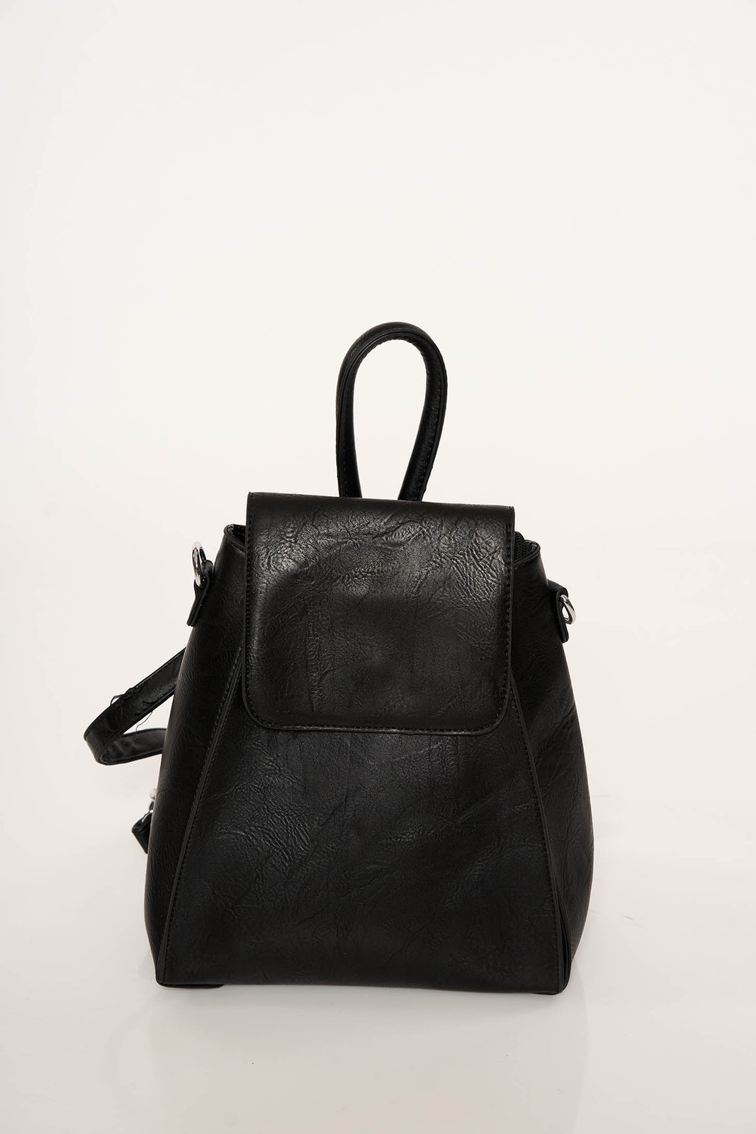 Fekete casual műbőr hátizsákok állítható pántokkal << lejárt 5924857 67 fotója
