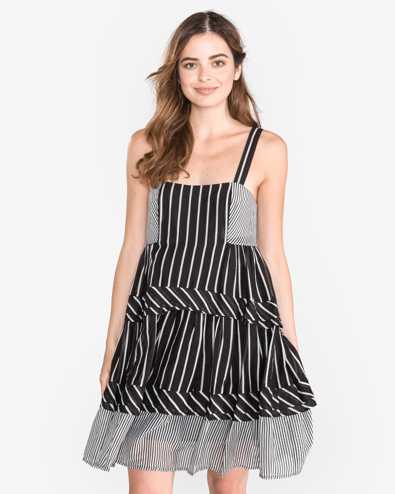 TWINSET Ruha Fekete Fehér << lejárt 9495003 70 fotója