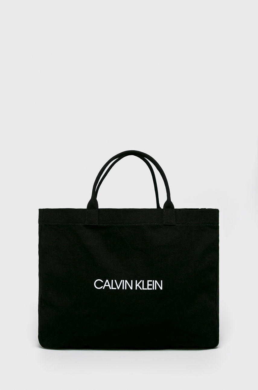 Calvin Klein Jeans - Táska fotója