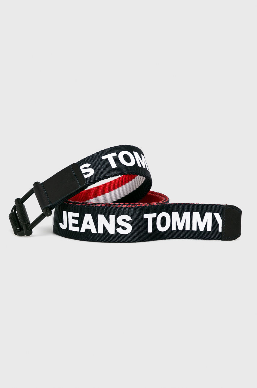Tommy Jeans - Öv fotója