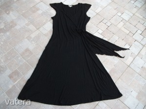Csinos fekete Auentura ruhácska L -es 40 42 44 -es NMÁ << lejárt 8388845 39 fotója