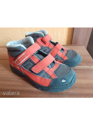 Quechua gyerek cipő Használt, 30 ,Megbízható eladó! Több termék EGY postadíj!! LEÁRAZVA! << lejárt 826415