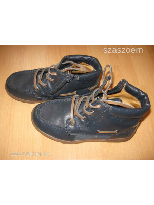 34-es fiú bőr Zara cipő << lejárt 105933