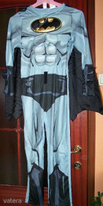Eredeti Batman Farsang / Halloween jelmez 9-10 éves méret, párnázott "izom" << lejárt 3203226 94 fotója