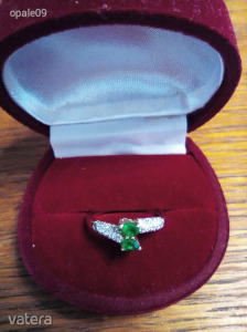 1 Ft-os aukció! Smarag köves arany gyűrű - Valentin napi akció << lejárt 942327 48 fotója