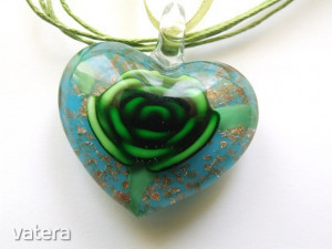 Szív alakú zöld virágos muránói üveg nyaklánc << lejárt 812034 98 fotója