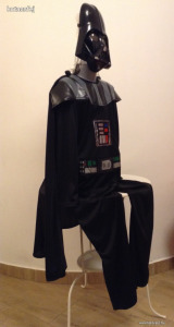 Hangot adó álarcos Darth Vader jelmez 9-10 éves méretben George (481) << lejárt 1065738 37 fotója