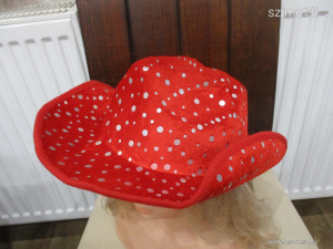 Jelmez kiegészítő - Piros kalap (99.), akár 1Ft-ért! << lejárt 6686924 0 fotója