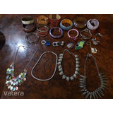 26 darabos női vegyes bizsu csomag karkötők, karperecek, nyakláncok, fülbevalók, gyűrűk 1 Ft NMÁ << lejárt 654689