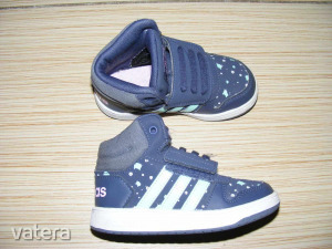 Adidas 25-ös (UK 7,5) újszerű kislány sportcipő, bth.: 16 cm << lejárt 3783998 88 fotója