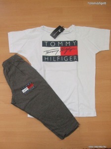 Tommy Hilfiger együttes póló+térdnadrág M készletről << lejárt 7678840 85 fotója