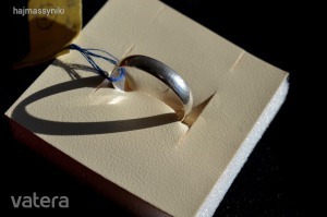 Női ezüst gyűrű 20 mm átmérővel 2,3 g, Karikagyűrű << lejárt 1974470 3 fotója