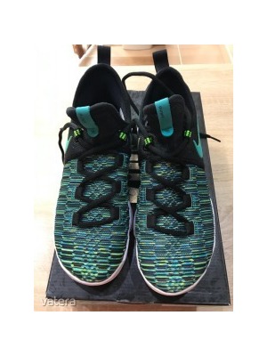 35,5-ös Nike Kevin Durant IX cipő << lejárt 402049
