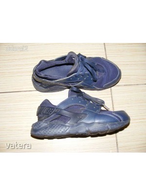 Nike Huarache 34-es (UK2) sportcipő, bth.: 22 cm << lejárt 322982