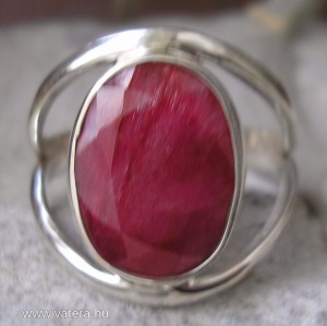 925 ezüst gyűrű opak rubinnal 17,9/56,2 mm << lejárt 7194957 0 fotója