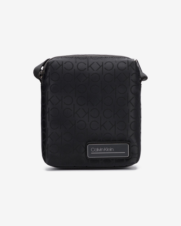 Calvin Klein Industrial Mono Mini Crossbody táska Fekete << lejárt 5124754 20 fotója