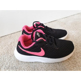 Nike Tanjun szuper, ultra könnyű fekete- pink cipő, sportcipő, edzőcipő << lejárt 873690 kép