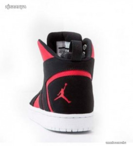 Új! 29.5es Nike Jordan fiú cipő << lejárt 3348425 17 fotója