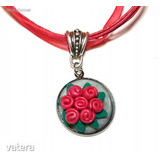 Egyedi kézzel készült ékszerek kézműves ékszer rózsa csokor virágos gyurma nyaklánc piros ezüst << lejárt 88644 kép