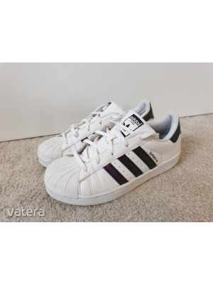 Adidas Superstar szuper fehér bőr cipő << lejárt 577621