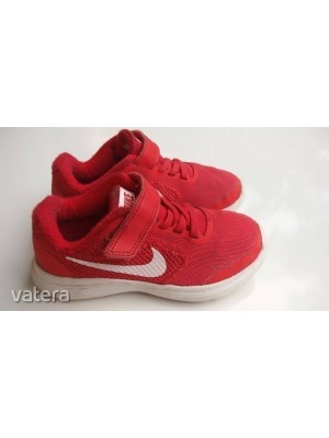 NIKE piros 28-as 17cm cipő edzőcipő sportcipő << lejárt 788240