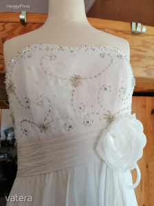 Új esküvői ruha 36-38 -os , gyöngyös, ekrű színű muszlin , finoman elegáns << lejárt 2682993 4 fotója