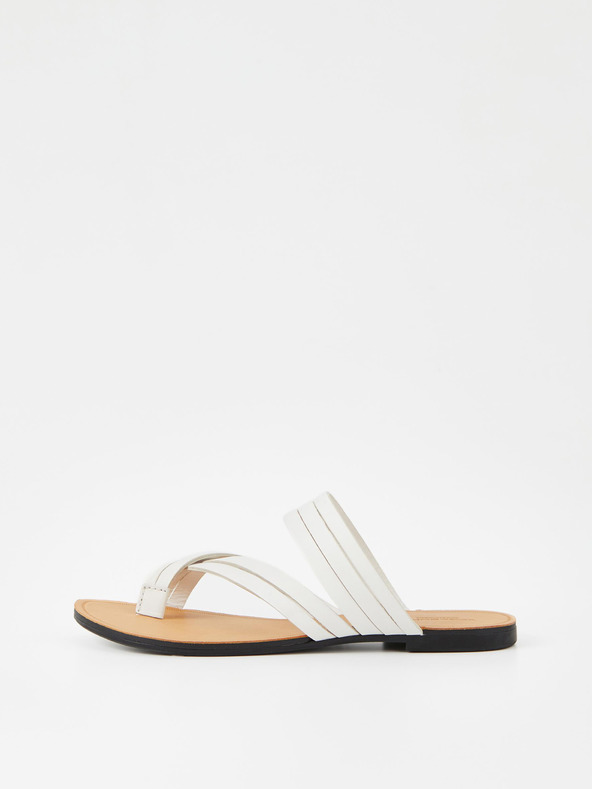Vagabond Strandpapucs Fehér << lejárt 5296163 63 << lejárt 5675495 62 fotója