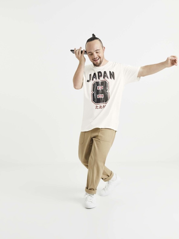 Celio Póló Fehér << lejárt 9254160 9 << lejárt 1813136 92 fotója