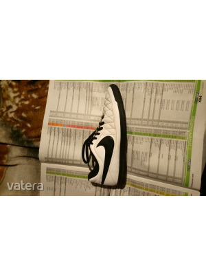 Nike vegyes használatú cipő Eladó << lejárt 209945