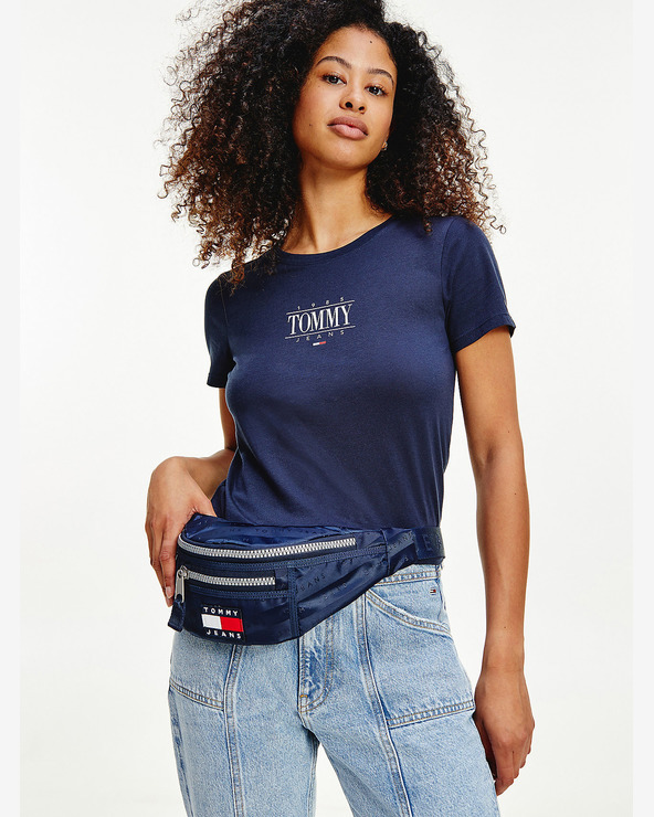 Tommy Jeans Essential Logo Póló Kék << lejárt 8064611 60 fotója