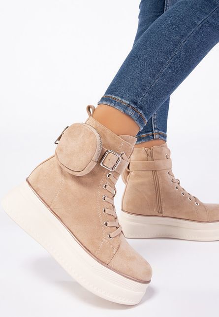 Monaco bézs high-top sneakers fotója
