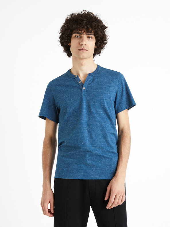 Celio Cegeti Póló Kék << lejárt 3256983 88 << lejárt 8145494 71 fotója