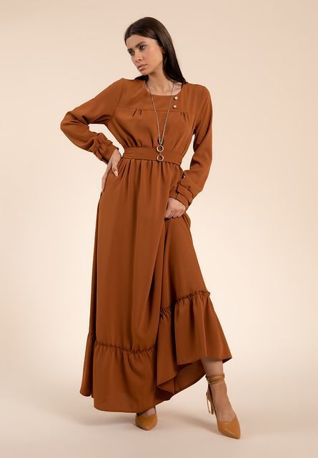 Isaura camel ruha fotója
