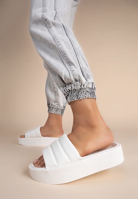 Mimosa fehér platform papucs fotója