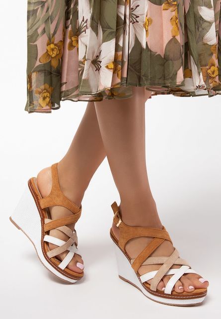 Becca camel platform szandál fotója