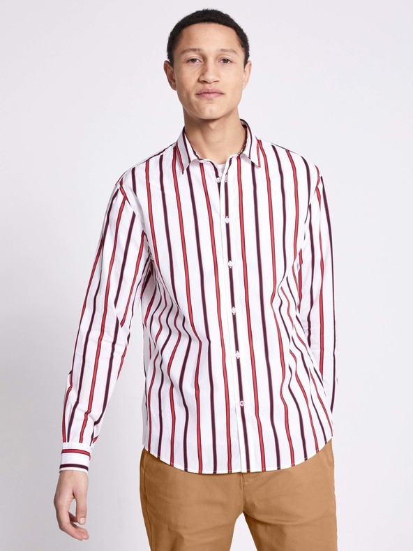 Celio Nausa Ing Fehér << lejárt 9192527 41 << lejárt 7961086 77 fotója