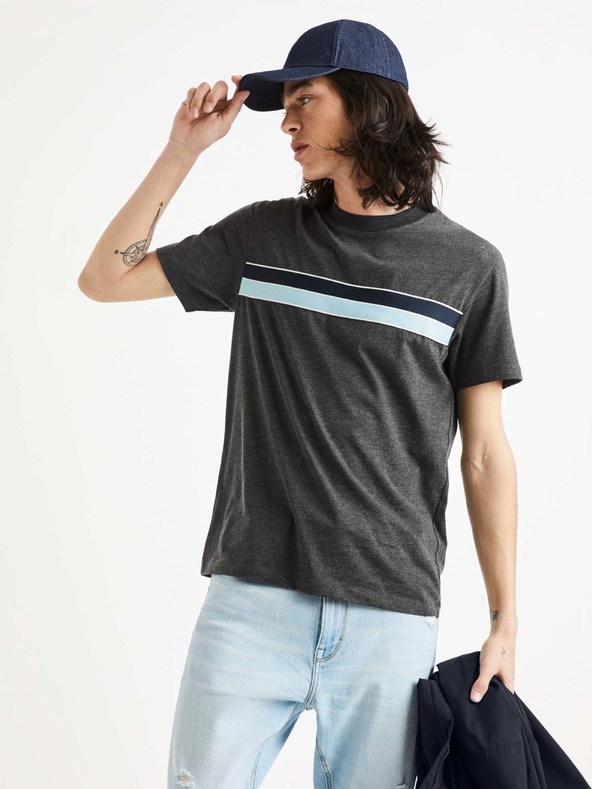 Celio Teba Póló Szürke << lejárt 7808384 39 fotója
