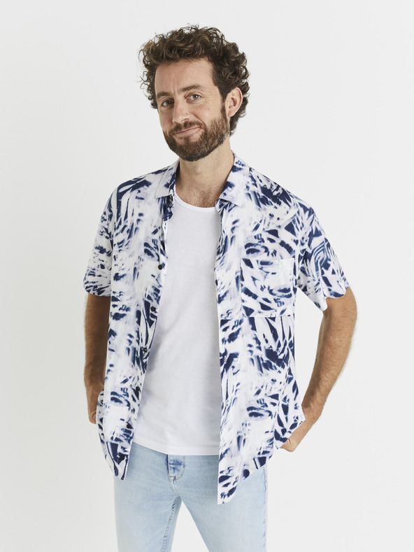Celio Vatye Ing Fehér << lejárt 2184992 84 << lejárt 9338748 67 fotója