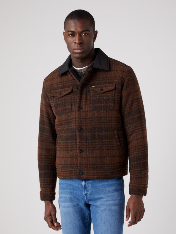Wrangler Dzseki Barna fotója