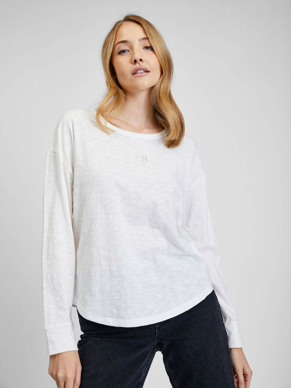 GAP Póló Fehér << lejárt 1531505 42 << lejárt 8310689 65 fotója