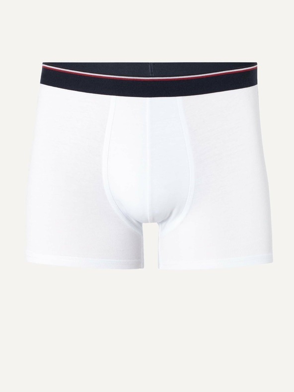 Celio Mike Boxeralsó Fehér fotója