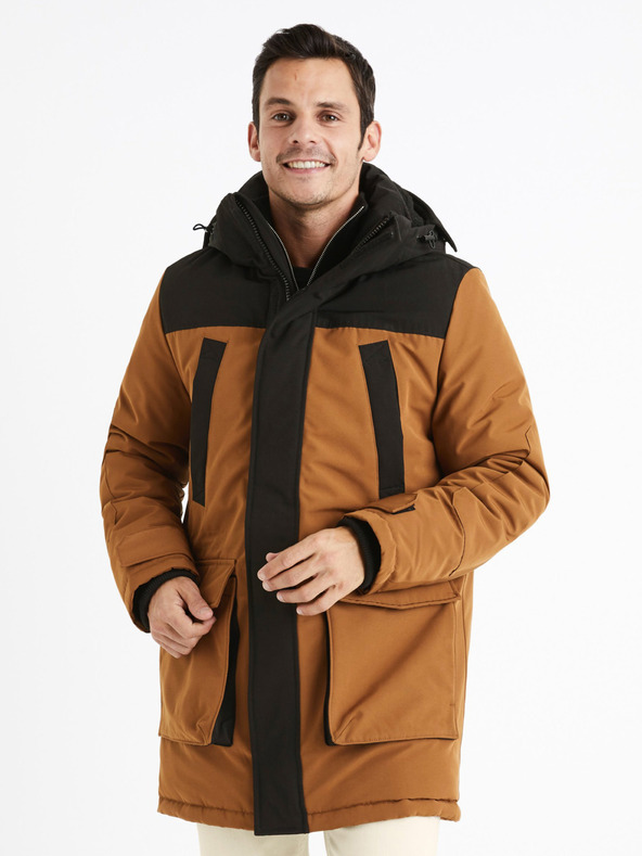 Celio Cubicol Vattakabát Barna fotója
